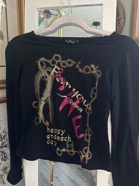 Vintage Spicy Black Long Sleeve with Gold and Pink Graphic
